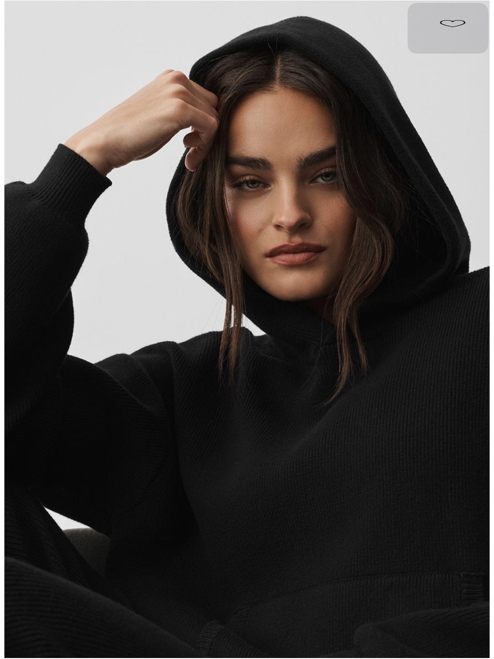Alo Yoga Scholar Hooded Sweater in classic black